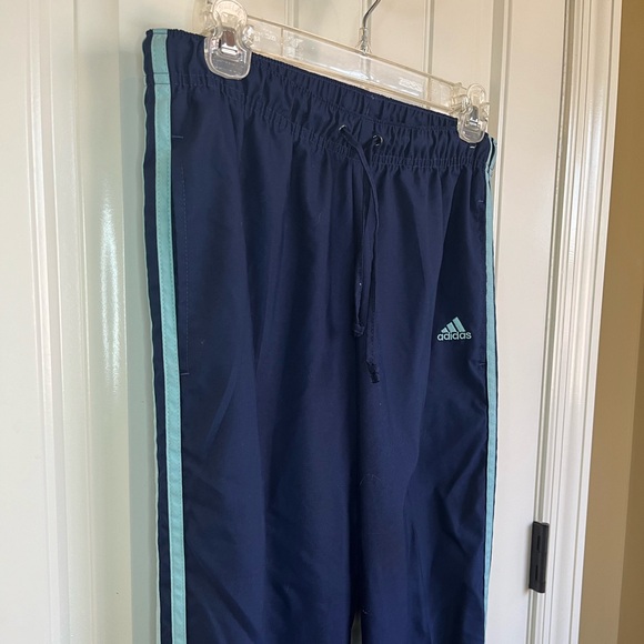Adidas pants. Size medium - Picture 2 of 7